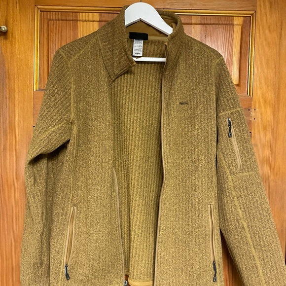 *SOLD* Patagonia Better Sweater Cables Jacket - Picture 3 of 8